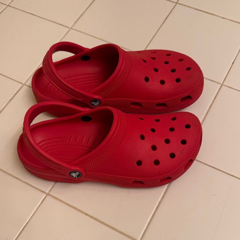 CROCS Men’s Red Clogs